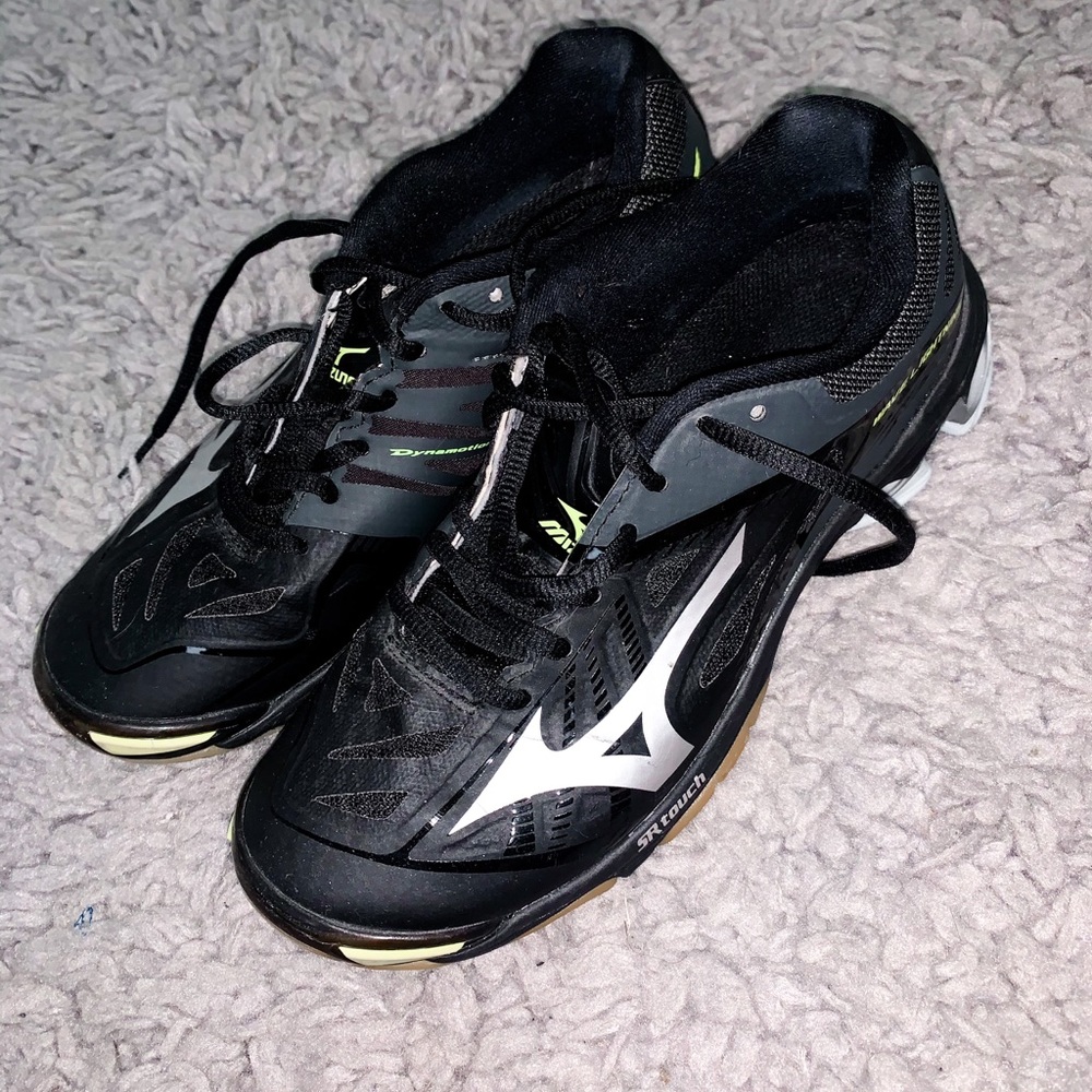 Mizuno Volleyball Shoes